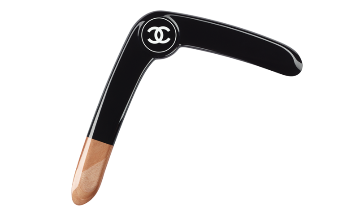 Chanel Boomerang